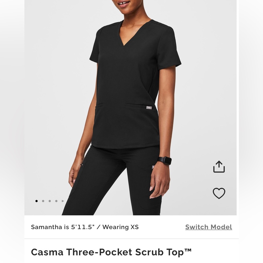 FIGS NWT Casma 3 Pocket Scrub Top